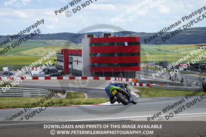 cadwell no limits trackday;cadwell park;cadwell park photographs;cadwell trackday photographs;enduro digital images;event digital images;eventdigitalimages;navarra;no limits trackdays;peter wileman photography;racing digital images;trackday digital images;trackday photos